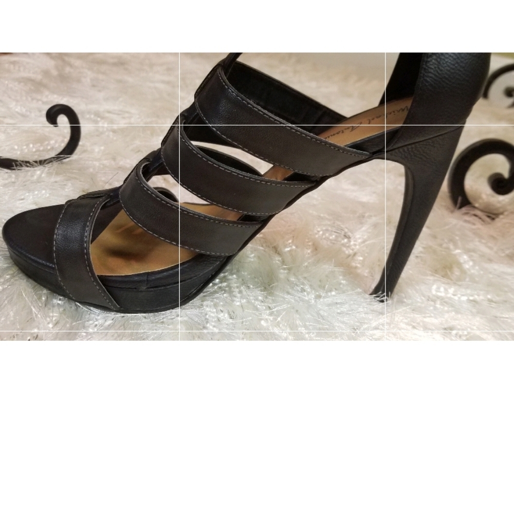 Shoes - Picture 5 of 6
